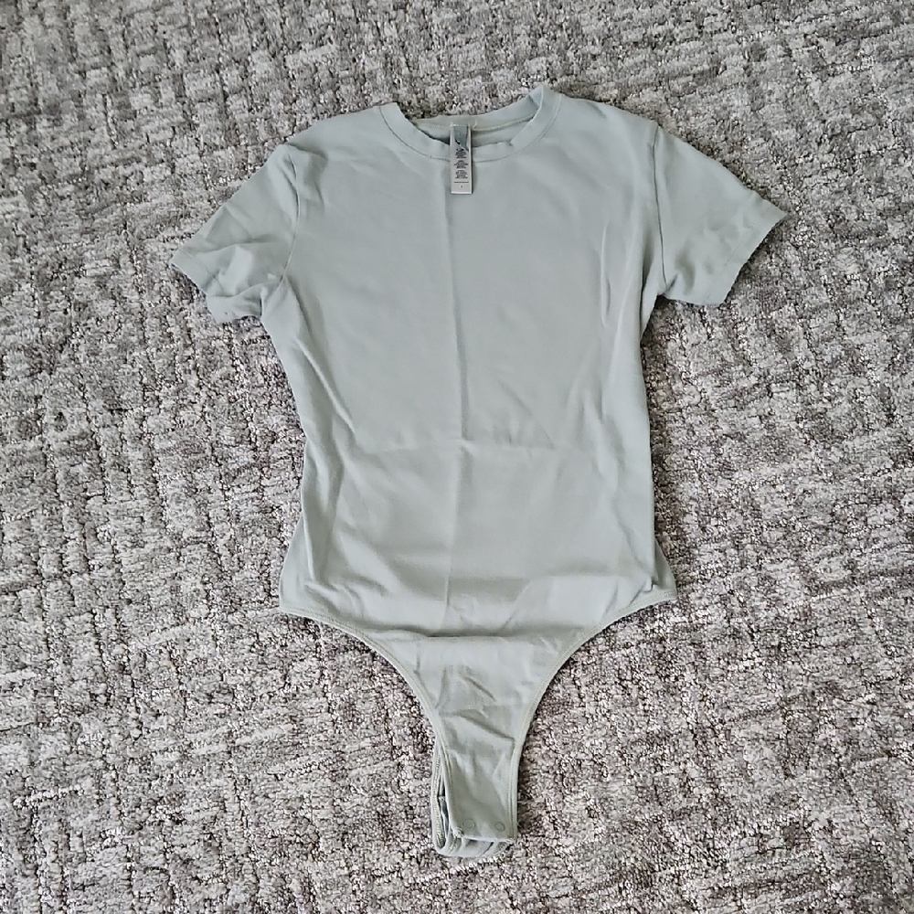 SKIMS Soft Gray Women's Bodysuit